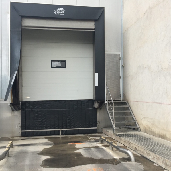 fundas para la industria muelles de carga-12